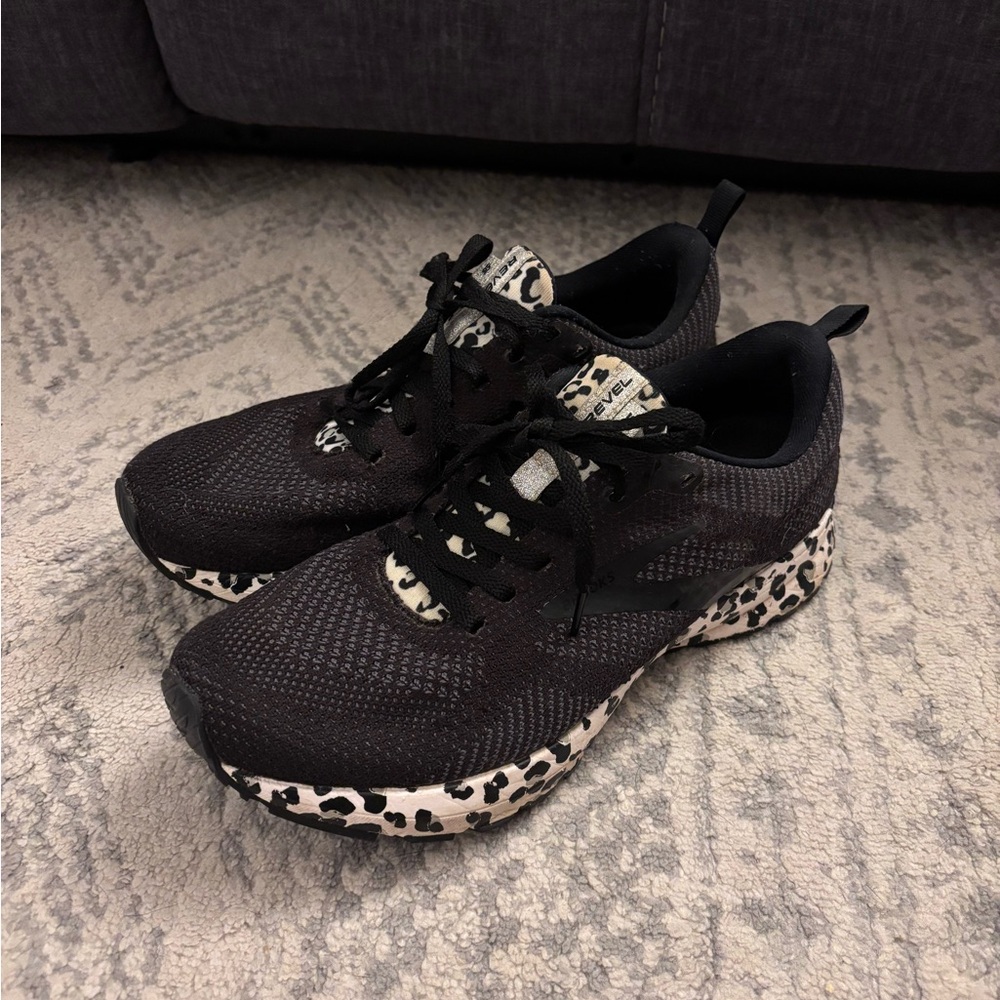 Women’s Brooks Sneakers